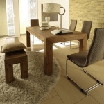 Esszimmereinrichtung - Esstisch Akazie auf Nuss gelt